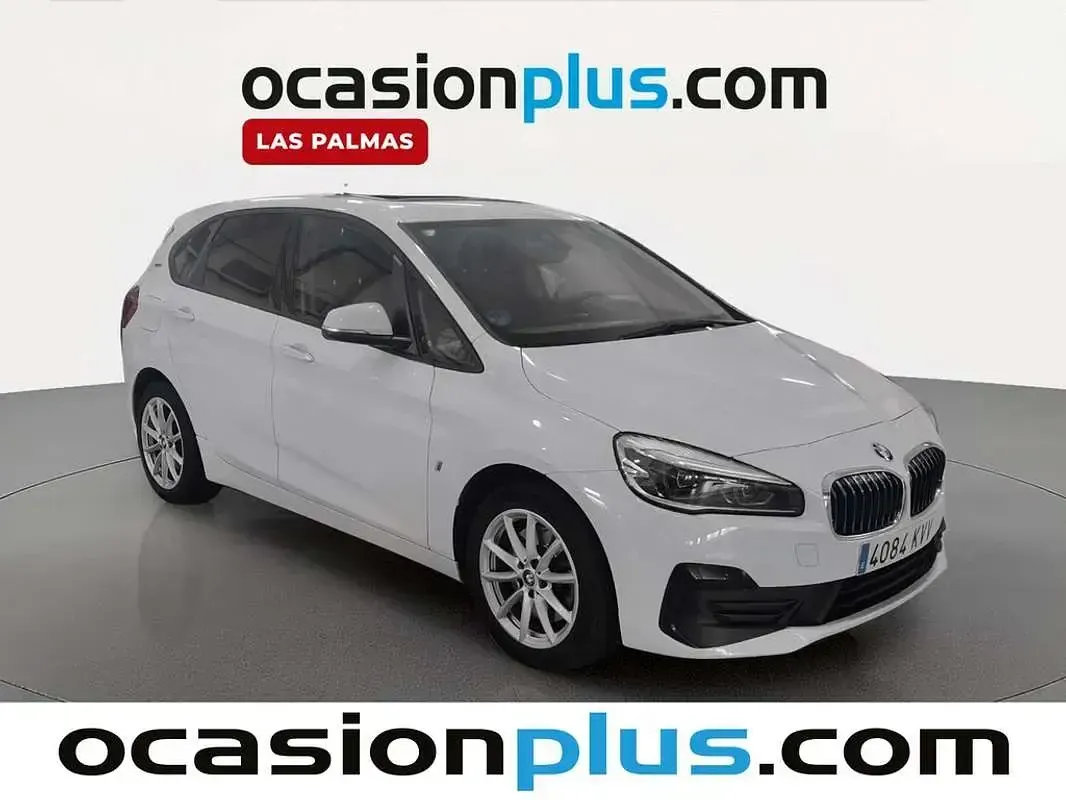 Usado BMW 225 Active Tourer iPerformance 224 CV (164 kW) 2019 Blanco Monovolumen