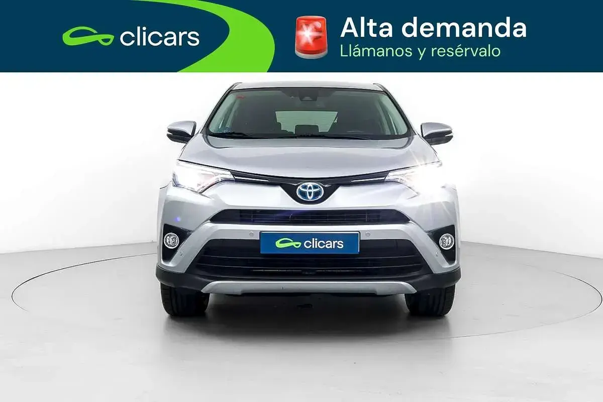 Usado Toyota RAV4 Hybrid Advance 152 CV (111 kW) 2017 Plateado SUV