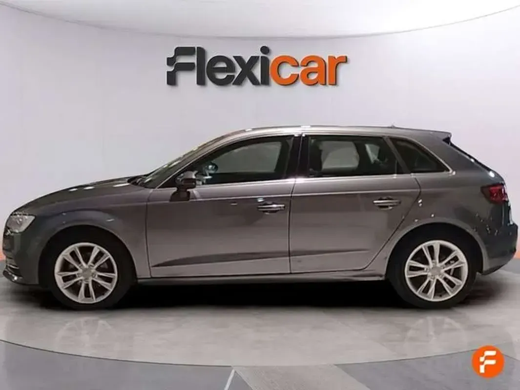 Begagnad Audi A3 Sportback Advanced 110 HK (80 kW) 2016 Grå Halvkombi
