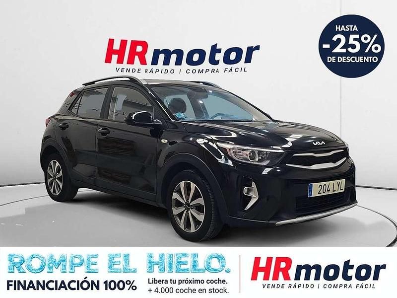 Usado Kia Stonic 101 CV (74 kW) 2020 Negro SUV