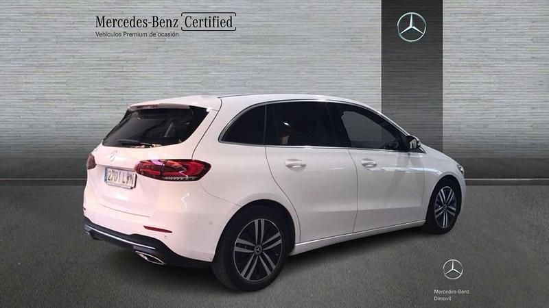 Usado Mercedes B180 Progressive 116 CV (85 kW) 2022 Blanco Monovolumen