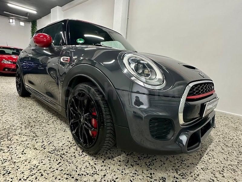 Usado Mini John Cooper Works 231 CV (169 kW) 2015 Gris / plata Utilitario