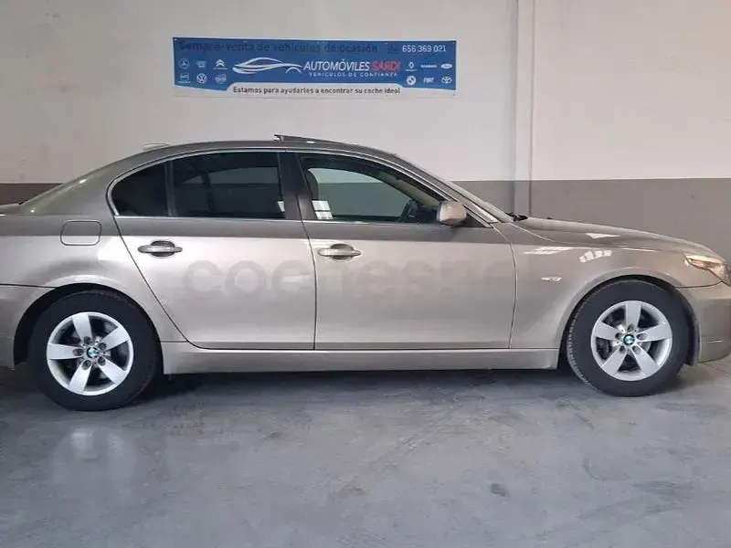 Usado BMW 520 177 CV (130 kW) 2009 Beige Berlina
