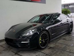 Porsche Panamera 4S