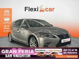 Lexus CT200h