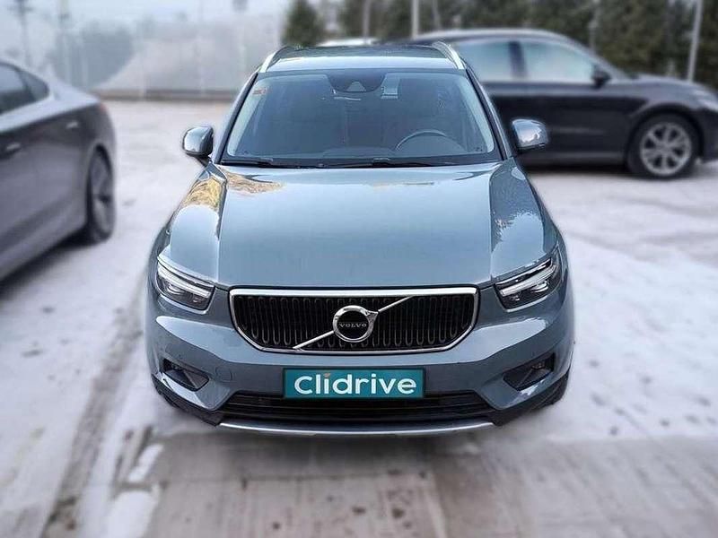 Usado Volvo XC40 Momentum 163 CV (119 kW) 2021 Gris SUV