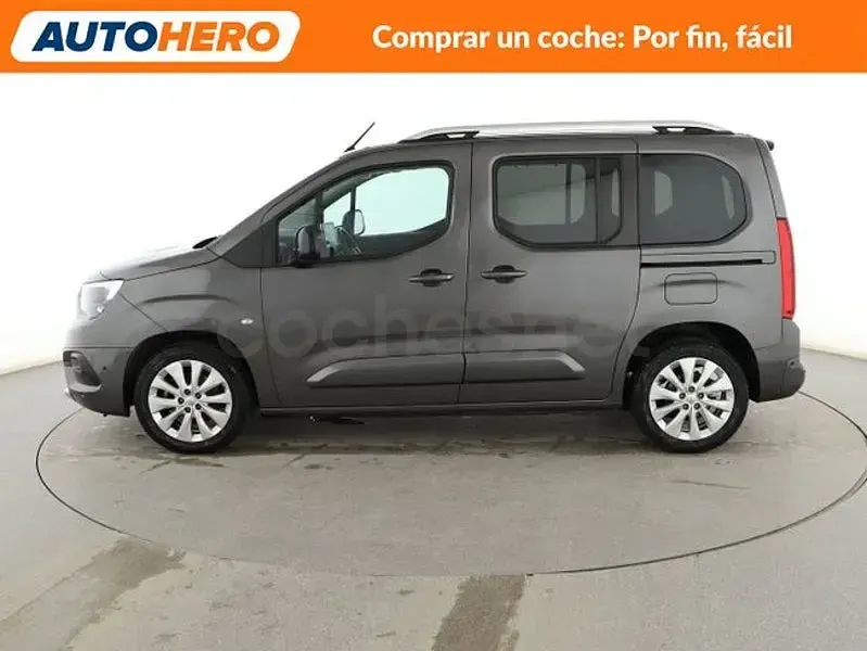 Usado Opel Combo Life Elegance 130 CV (95 kW) 2021 Gris / plata Monovolumen