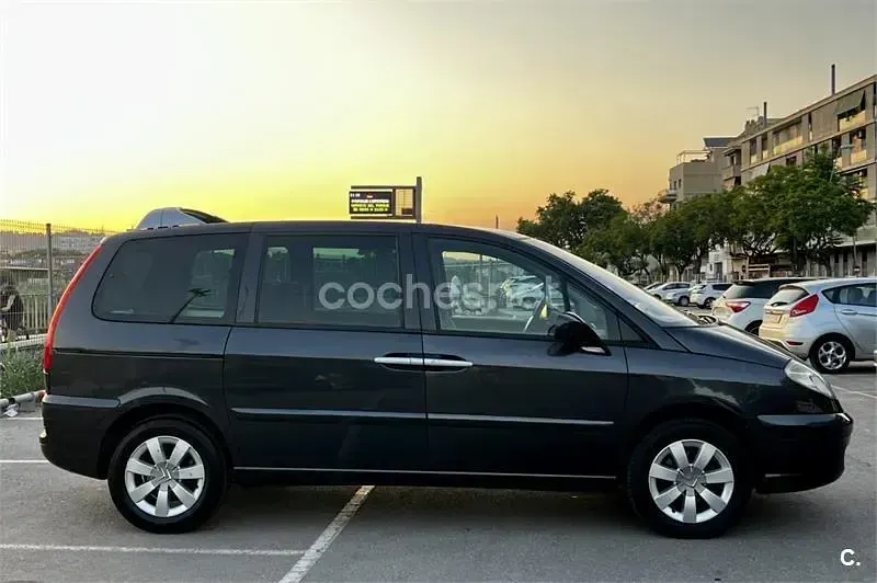 Usado Citroën C8 138 CV (101 kW) 2006 Azul Monovolumen