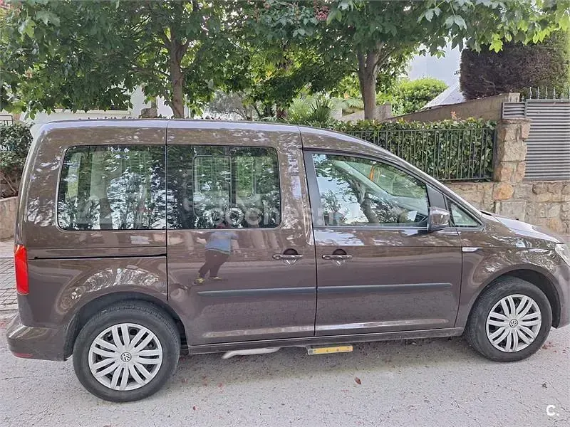 Usado VW Caddy Edition 131 CV (96 kW) 2019 Marrón Monovolumen