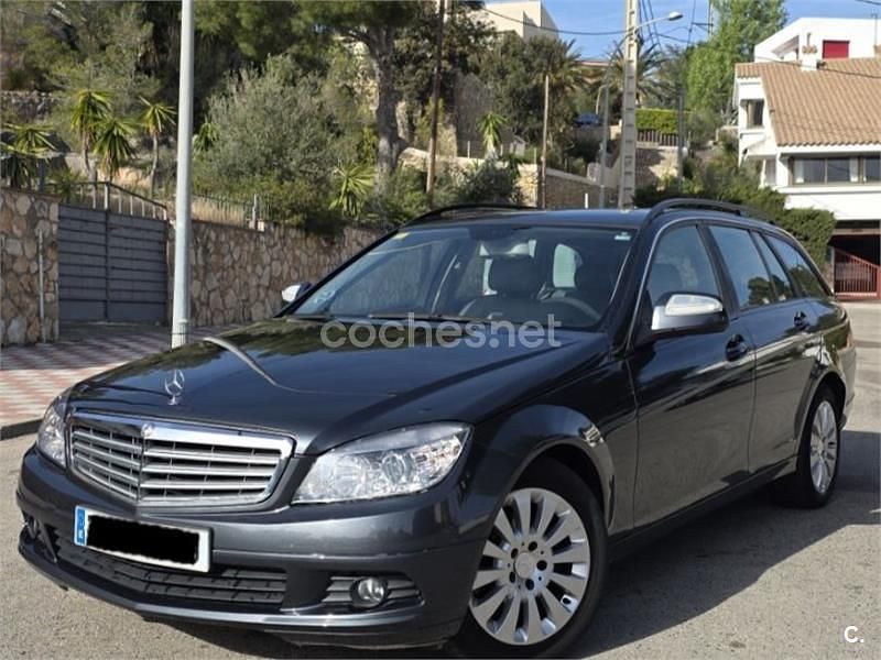Usado Mercedes C200 Elegance 122 CV (89 kW) 2008 Gris / plata Familiar