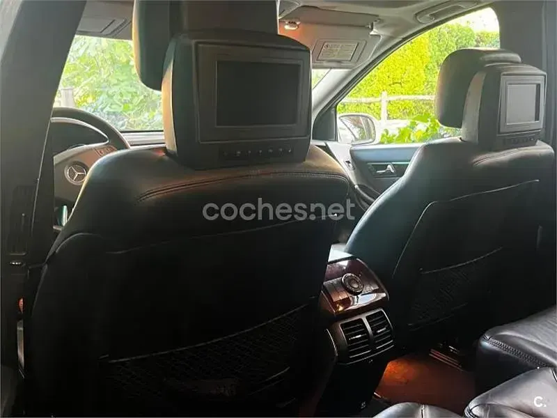 Usado Mercedes R500 306 CV (225 kW) 2007 Gris / plata Familiar