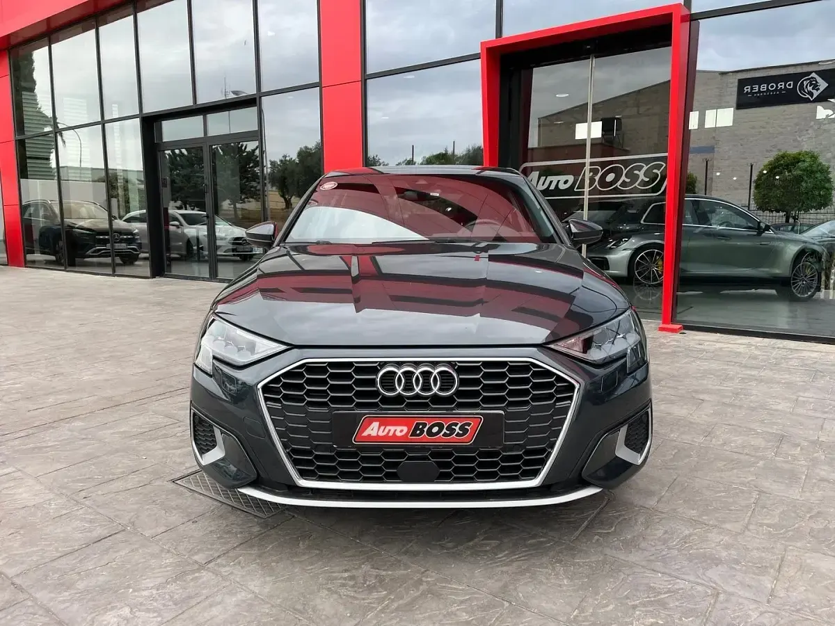 Usado Audi A3 Sportback e-tron S-Line 204 CV (150 kW) 2022 Gris Utilitario