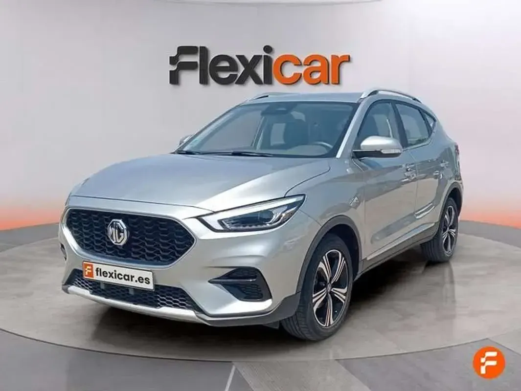 Usado MG ZS Comfort 116 CV (85 kW) 2025 Gris SUV