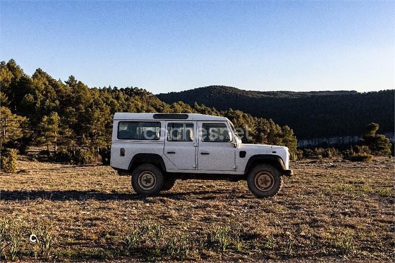 Usado Land Rover Defender S 122 HP (89 kW) 2001 Branco Carrinha