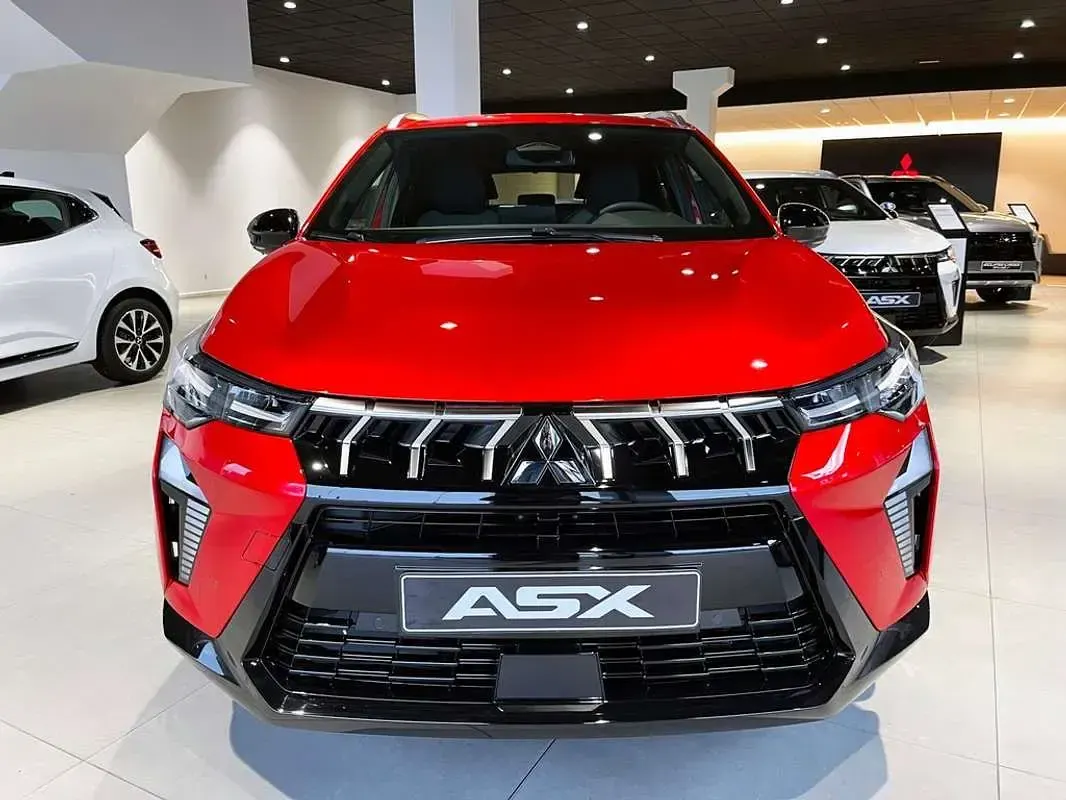 Nuevo Mitsubishi ASX 139 CV (102 kW) 2026 Rojo SUV