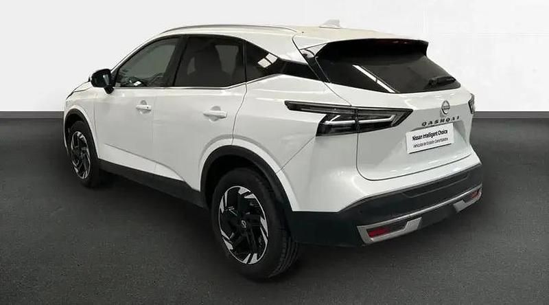 Usado Nissan Qashqai N-Connecta 158 CV (116 kW) 2025 Sapporo white (sólido) SUV
