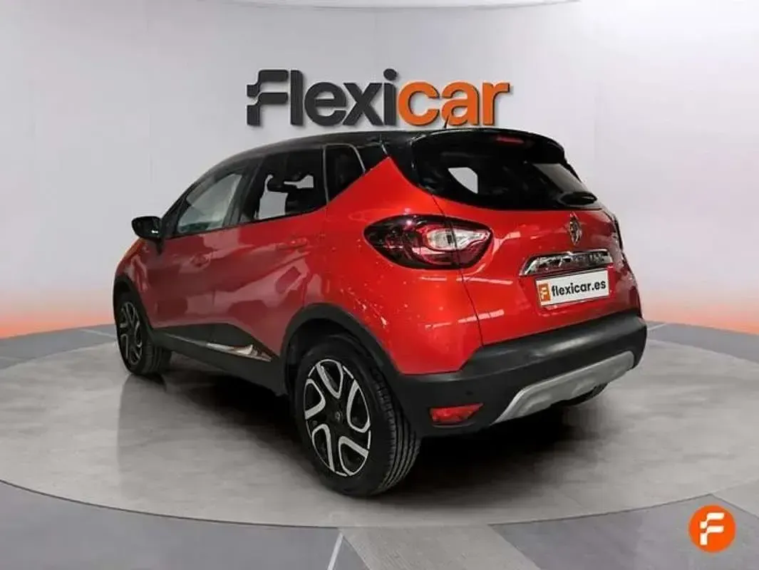 Usado Renault Captur LIMITED 90 CV (66 kW) 2019 Burdeos SUV