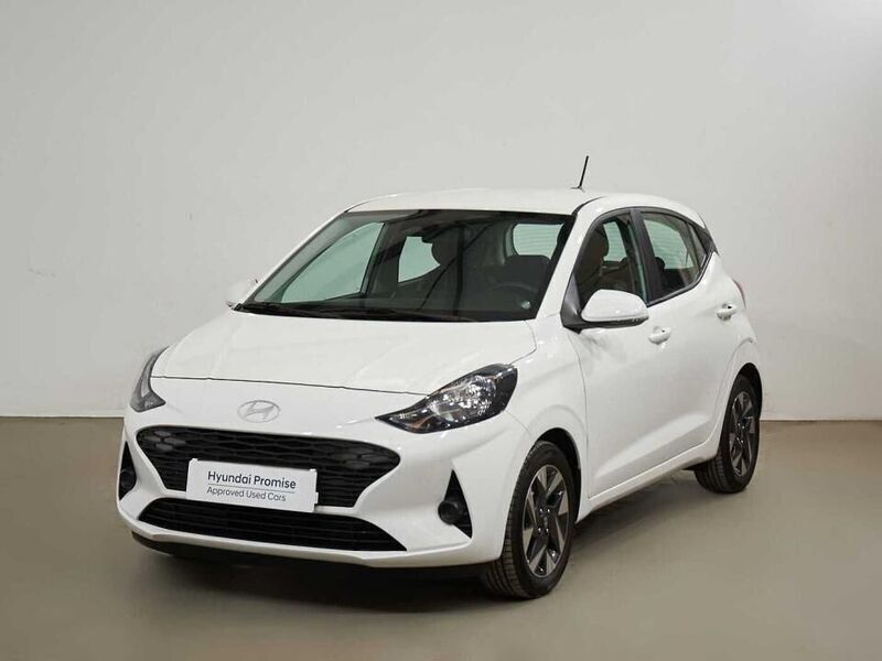 Atlas white Usado 2024 Hyundai i10 Utilitario | 14.490 € (Precio justo) - Imagen 1/4