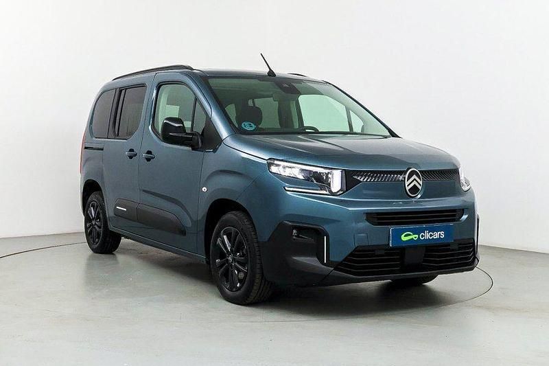 Usado Citroën Berlingo 100 CV (73 kW) 2024 Azul Monovolumen