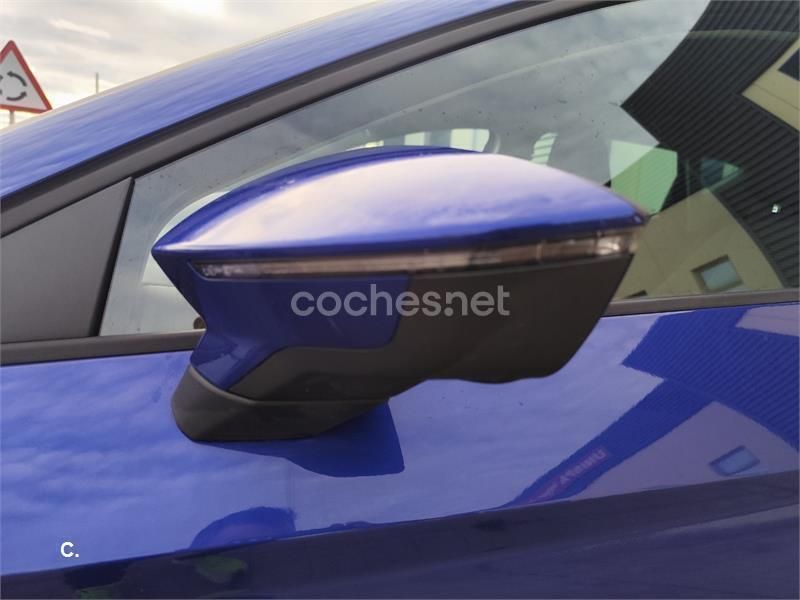 Azul Usado 2018 Seat Leon Style Berlina | 9990 € (Super precio) - Imagen 1/4