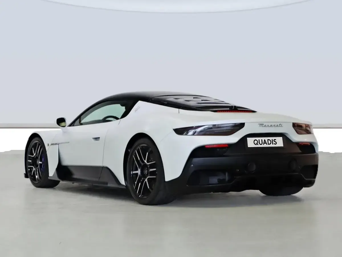 Usado Maserati MC20 630 CV (463 kW) 2024