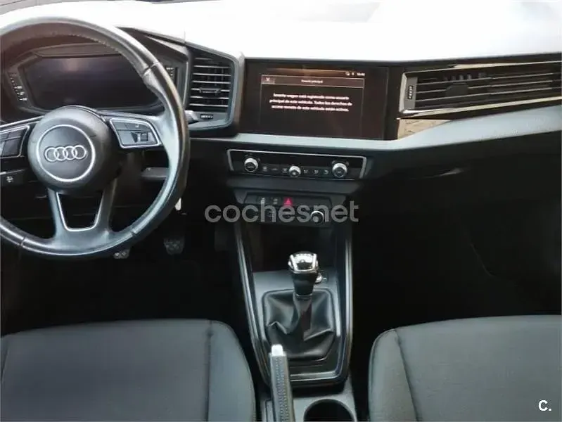 Usado Audi A1 Sportback S-Line 95 CV (69 kW) 2021 Rojo Utilitario