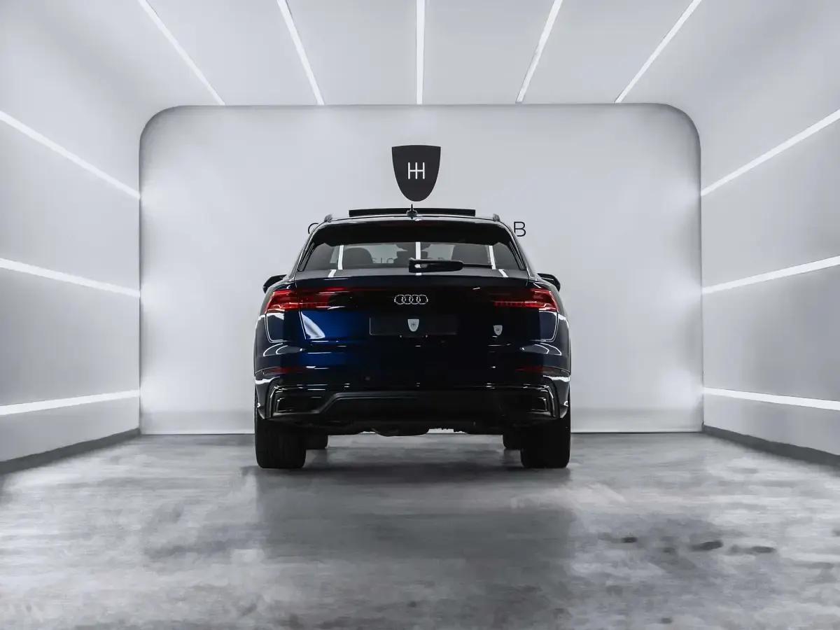 Usado Audi Q8 462 CV (339 kW) 2021 Azul SUV