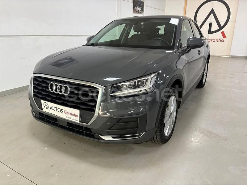 Gris / plata Usado 2020 Audi Q2 Advanced Plus SUV | 22.900 € (Caro) - Imagen 1/4