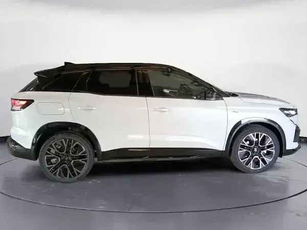 Usado Renault Austral Esprit Alpine 200 CV (147 kW) 2025 Blanco SUV