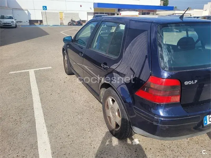 Usado VW Golf III Conceptline 100 CV (73 kW) 1998 Azul Berlina