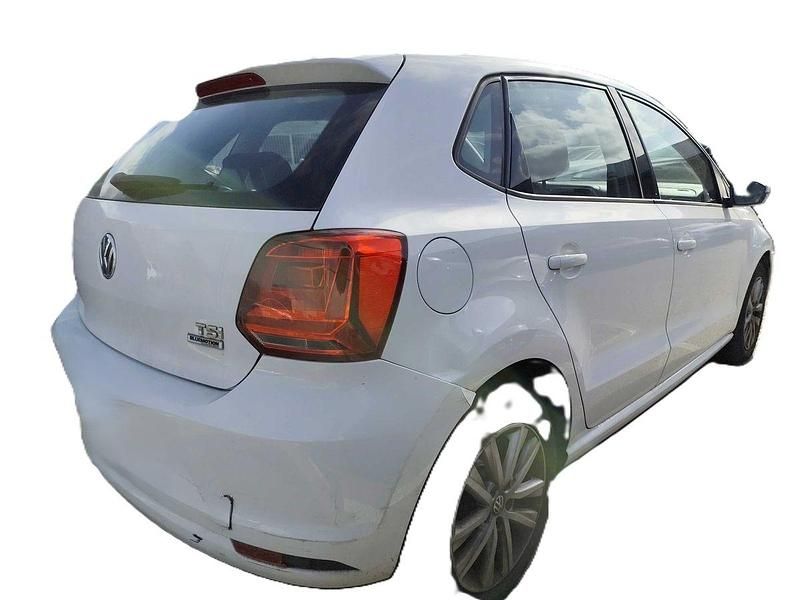 Usado VW Polo Advance 90 CV (66 kW) 2016 Blanco Berlina