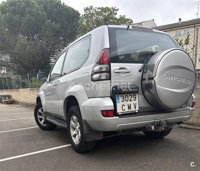 Usado Toyota Land Cruiser 163 CV (119 kW) 2003 Gris / plata SUV