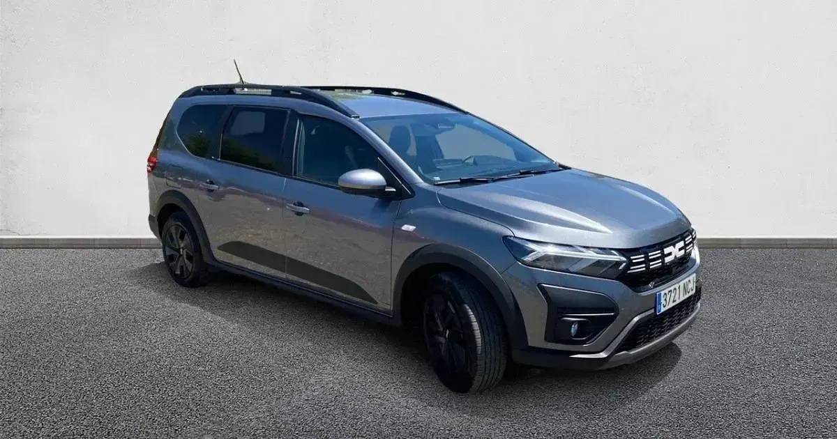 Usado Dacia Jogger Expression 140 CV (102 kW) 2025 Monovolumen