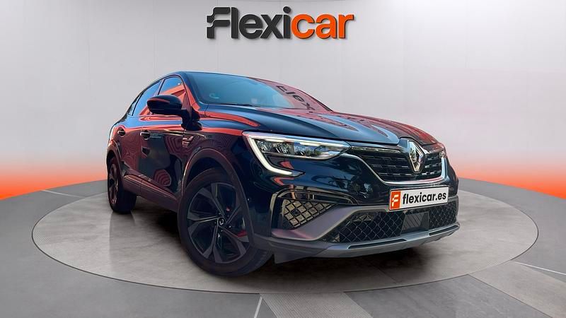 Usado Renault Arkana Intens 145 CV (106 kW) 2021 Negro SUV