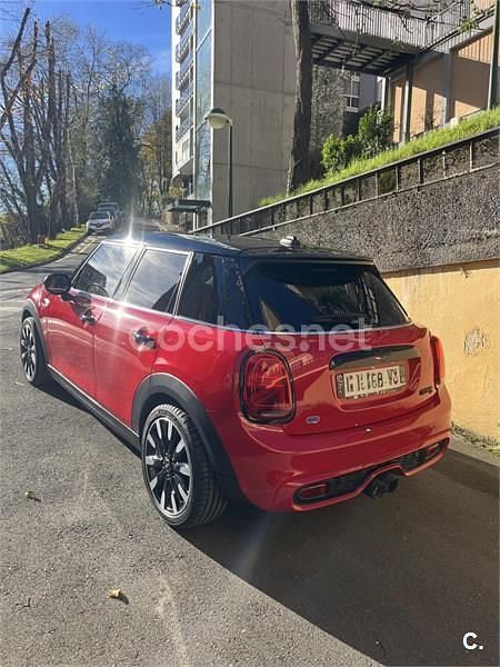 Usado Mini Cooper S 192 CV (141 kW) 2018 Rojo Utilitario