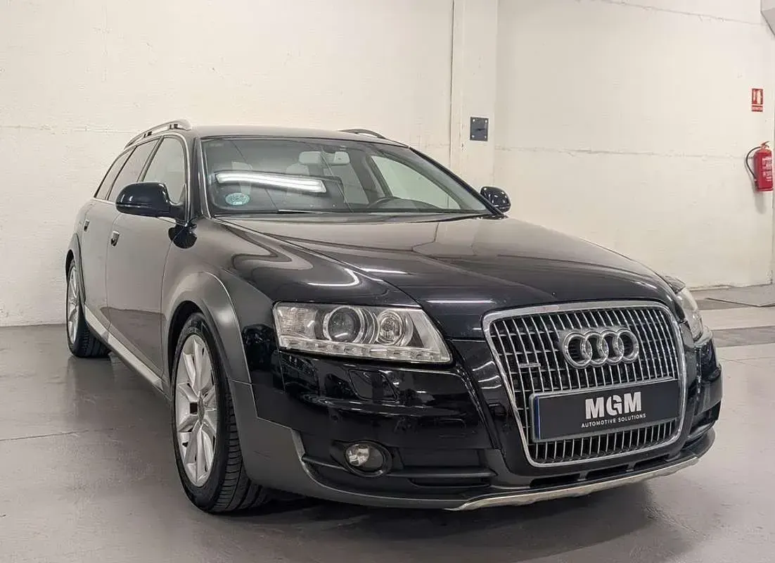 Usado Audi A6 350 CV (257 kW) 2009 Negro Familiar