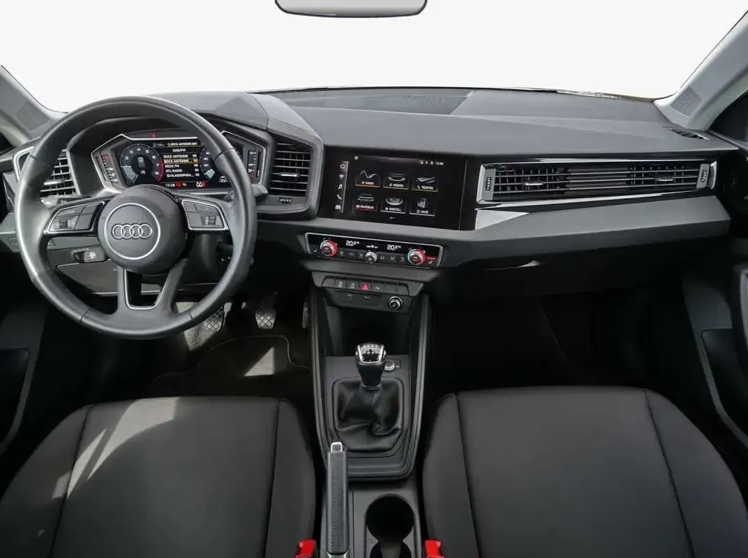 Usado Audi A1 95 CV (69 kW) 2022 Blanco SUV