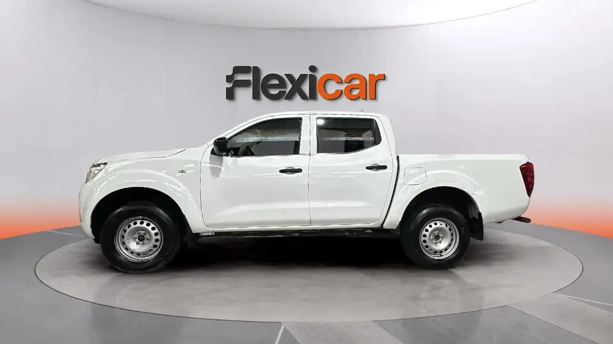 Usado Nissan Navara Visia 163 CV (119 kW) 2020 Blanco Pickup/Camioneta