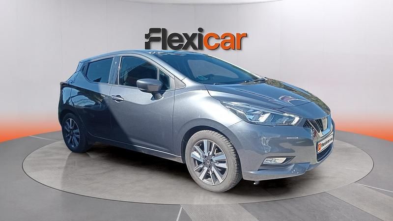 Usado Nissan Micra Acenta 71 CV (52 kW) 2019 Gris Utilitario