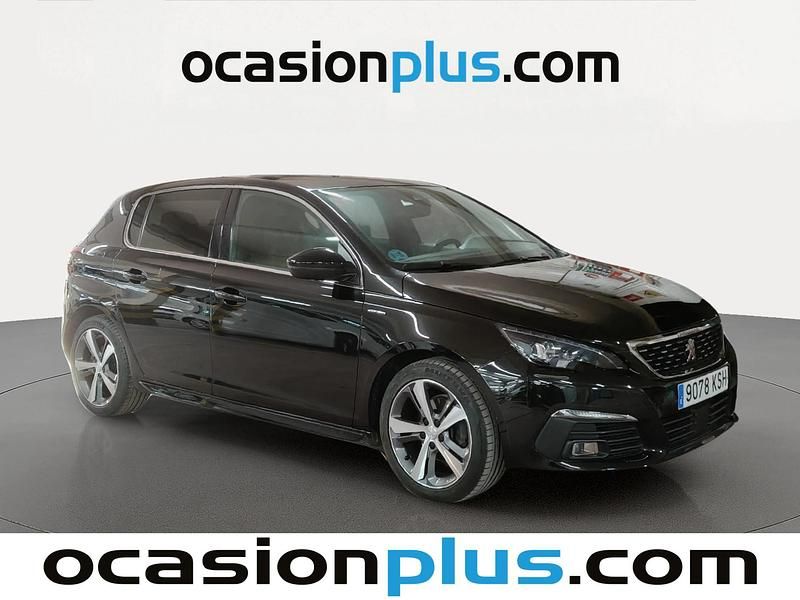 Usado Peugeot 308 GT-line 130 CV (95 kW) 2018 Negro