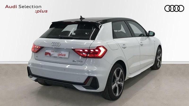 Usado Audi A1 Sportback 110 CV (80 kW) 2022 Blanco Utilitario