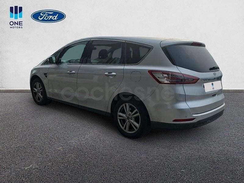 Usado Ford S-MAX Titanium 150 CV (110 kW) 2017 Gris / plata Monovolumen