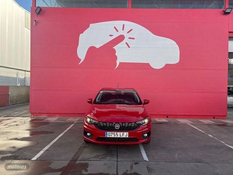 Usado Fiat Tipo Mirror 95 CV (69 kW) 2020 Rojo