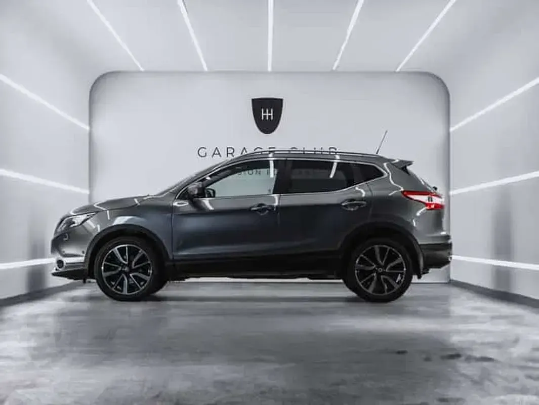 Begagnad Nissan Qashqai Tekna 116 HK (85 kW) 2016 Grå SUV