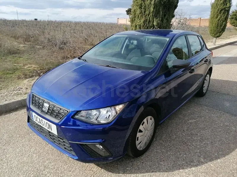 Usado Seat Ibiza Reference 95 CV (69 kW) 2020 Azul Utilitario