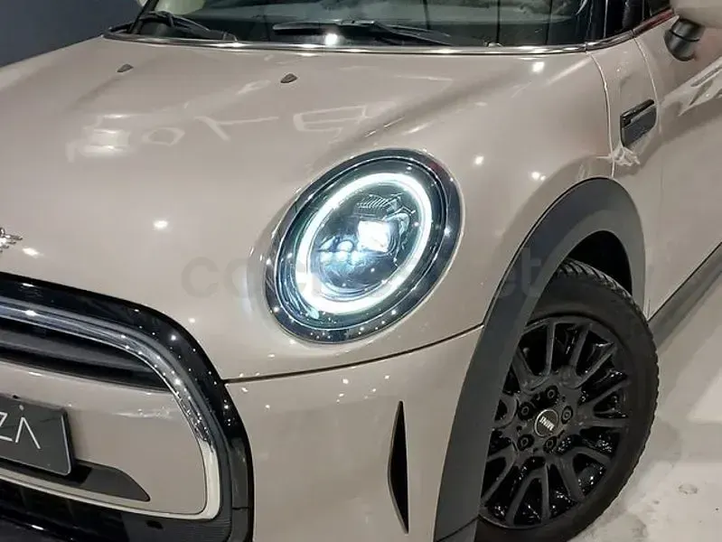 Usado Mini ONE Business 102 CV (75 kW) 2022 Plateado Utilitario