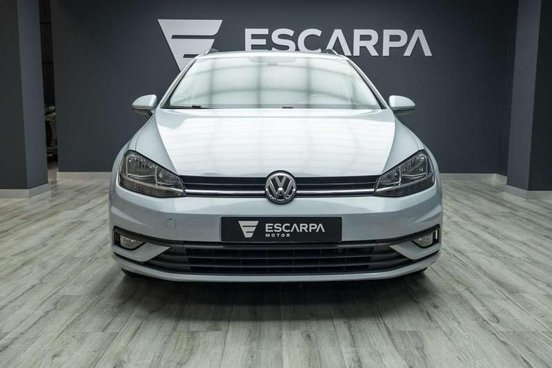 Usado VW Golf VII 116 CV (85 kW) 2018 Gris Familiar