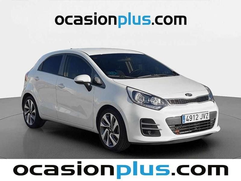 Usado Kia Rio 75 CV (55 kW) 2017 Blanco Utilitario