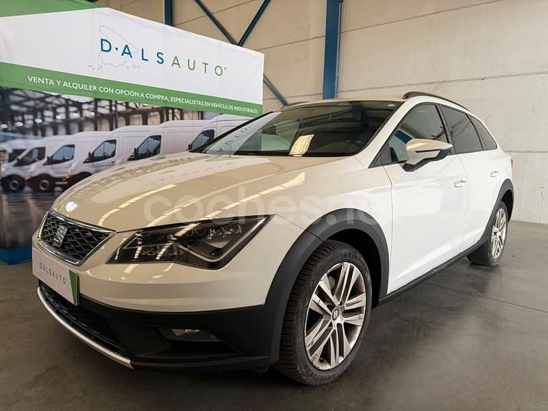Blanco Usado 2018 Seat Leon XCELLENCE Berlina | 14.490 € (Buen precio) - Imagen 1/4
