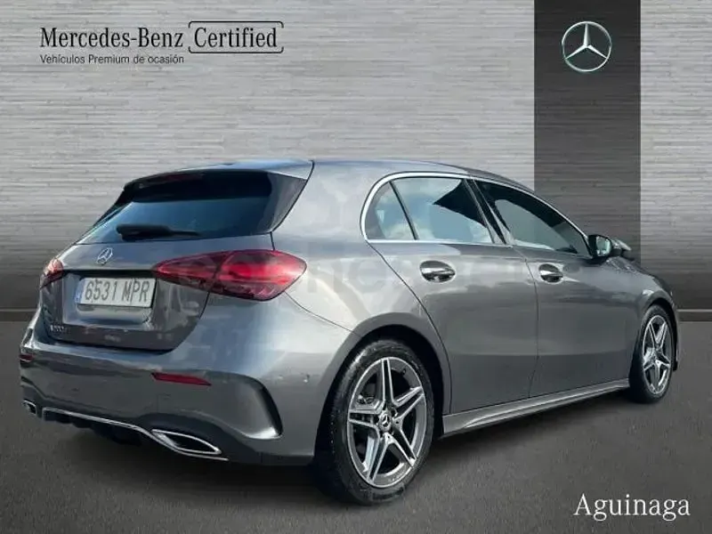 Usado Mercedes A200 150 CV (110 kW) 2024 Gris / plata Berlina